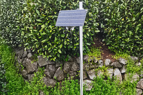 杭州西湖龍井村茶園土壤墑情檢測站安裝案例現(xiàn)場圖